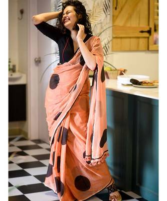 Peach Round White Printed Linen Saree With Printed Blouse 6