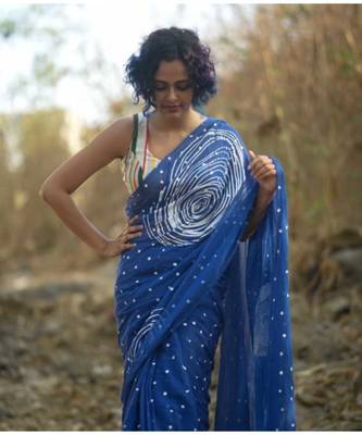 Lite Blue Linen Saree All Over Flower Printed With Printed Blouse 4