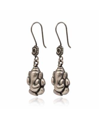 Joypur Wala Dainty Ganpati Earrings 2