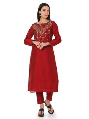 Maroon cotton embroidered stitched kurta with pant 1