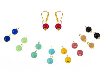 Gold earrings 1