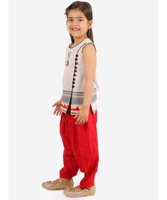 Girls potlis embellished Kurta Salwar and Dupatta set White and Black 2