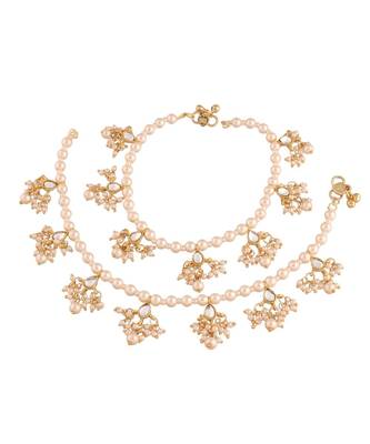 White beaded jewellery Yellow Gold Alloy   Pair of Anklet 2