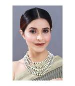 Green beaded jewellery Yellow Gold Alloy   Necklace