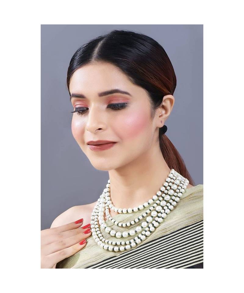 Green beaded jewellery Yellow Gold Alloy   Necklace