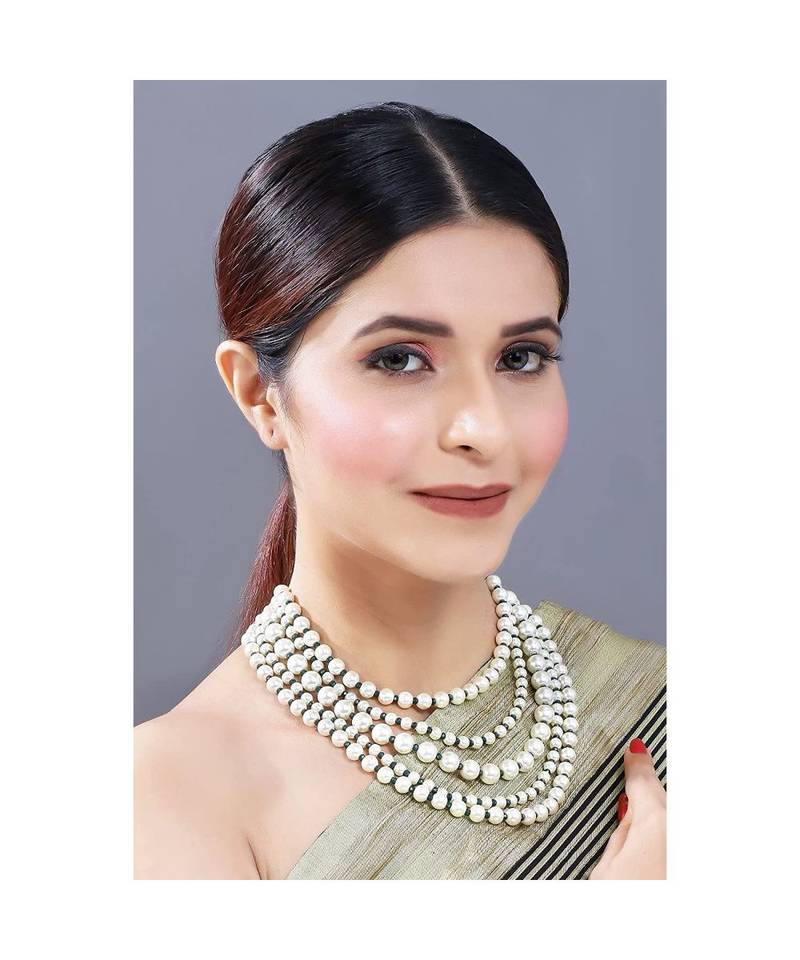 Green beaded jewellery Yellow Gold Alloy   Necklace