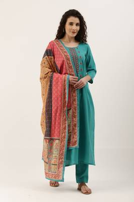 Green Cotton  Embroidery stitched kurta & bottom with dupatta 2