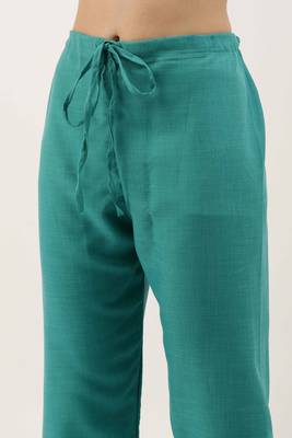 Green Cotton  Embroidery stitched kurta & bottom with dupatta 4