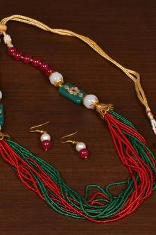 Red and Green Colored Seed Beaded Festive Necklace PPBJ159