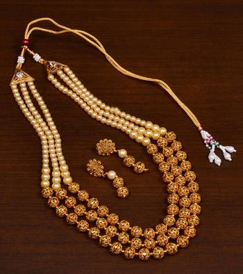 Pearl and Hollow Beads Embellished Multilayer Necklace SJ21 1
