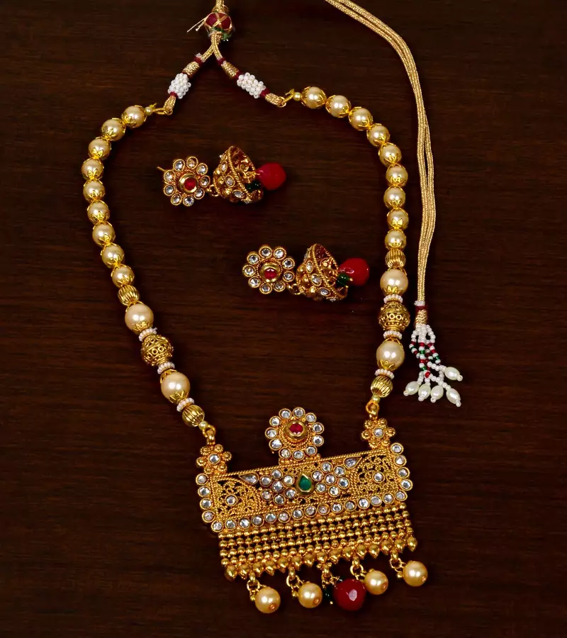 Pearl, Hollow Beads, Kundan and Stone Embellished Necklace SJ28
