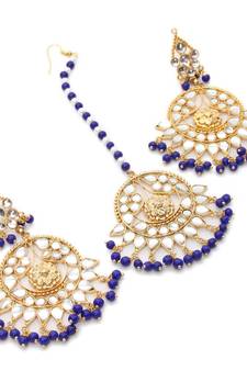 Gold Alloy Kundan Work Maang Tikka and Earring Set