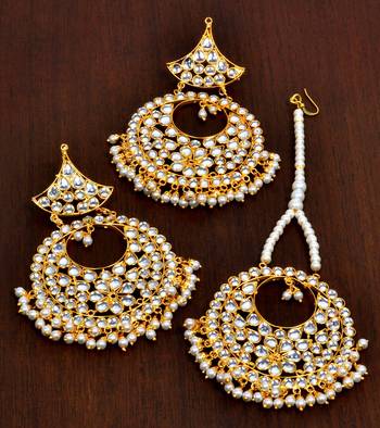 Pearl and Kundan Embellished Earrings Tikka Set MT148 1