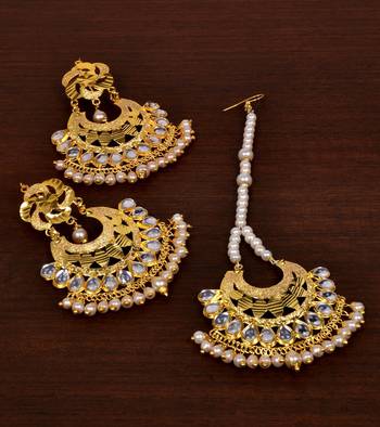 Pearl and Kundan Embellished Earrings Tikka MT166 1