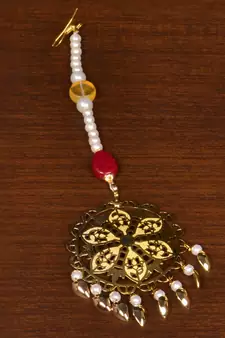 Gold Plated Designer Light Weight Jhumka with Tikka MT168