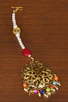 Gold Plated Designer Light Weight Jhumka with Tikka MT169