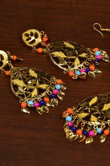 Gold Plated Designer Light Weight Danglers with Tikka MT178