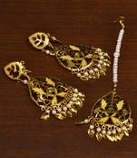 Gold Plated Designer Light Weight Danglers with Tikka MT179