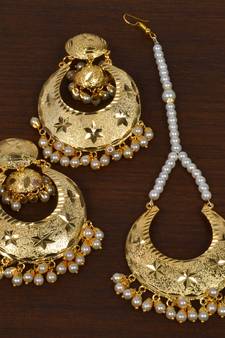 Gold Plated White Beaded Dangler Earrings Tikka Set MT190
