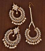 Pearl and Kundan Embellished Earrings Tikka Set MT133