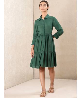 Green silk printed stitched   dress 1