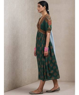 Green cotton Embroidered stitched   dress 2