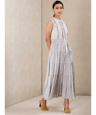 White cotton Embroidered stitched   dress 4