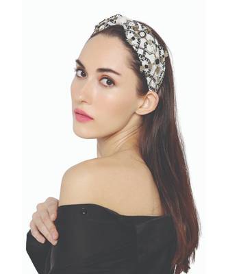 Joey & Pooh X Payal Singhal Zara White Headband 2