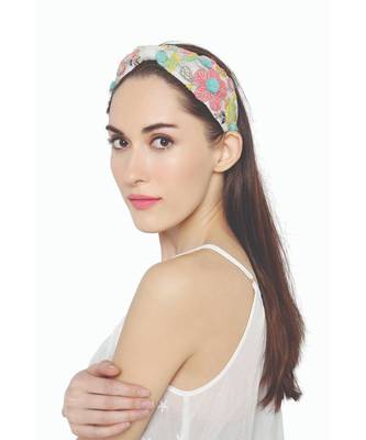 Joey & Pooh X Payal Singhal Layla Chalk White Headband 3
