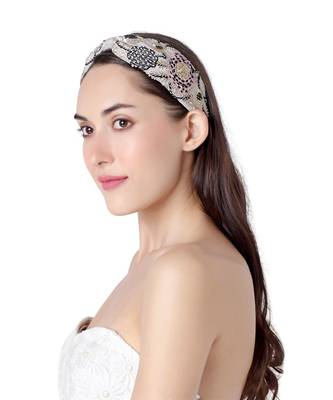 Joey & Pooh X Payal Singhal Leah Grey Headband 4