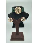 Choker set in Green Pearl