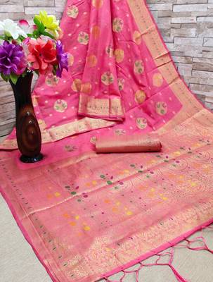 Pink woven cotton saree with blouse 2