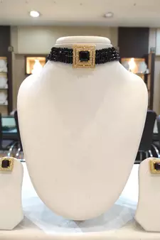 Black crystal chokers