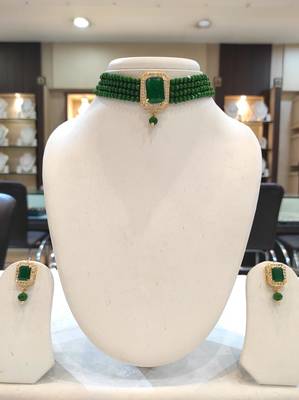 Green crystal chokers 1
