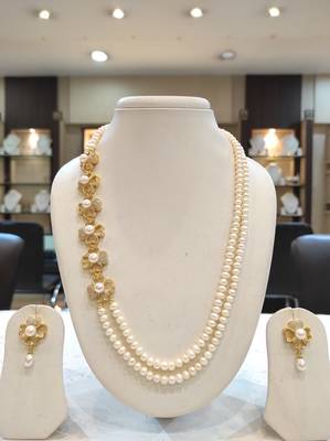 White pearl necklace-sets 1