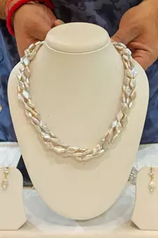 Multicolor pearl necklace-sets
