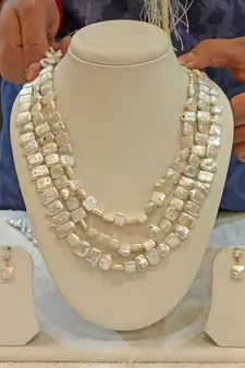 Multicolor pearl necklace-sets