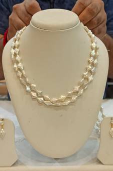 Multicolor pearl necklace-sets