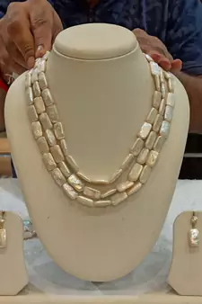 Multicolor pearl necklace-sets