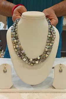 Multicolor pearl necklace-sets