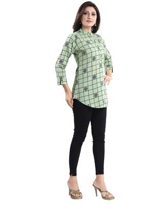 Green printed crepe short-kurtis 3