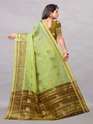 Green woven art silksaree with blouse 4
