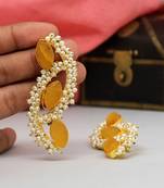 Yellow danglers-drops