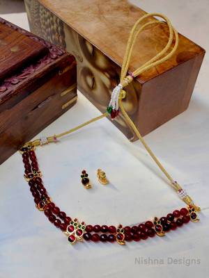 Maroon necklace-sets 1