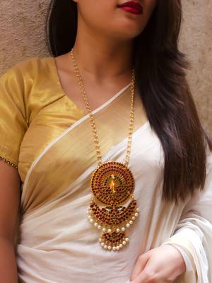 Gold necklaces 2