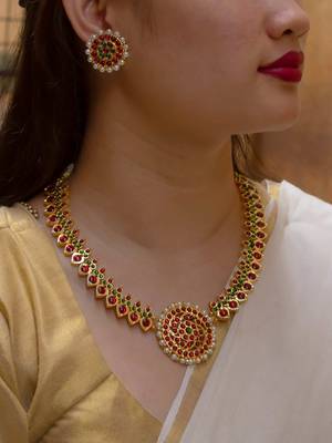 Gold necklace-sets 2
