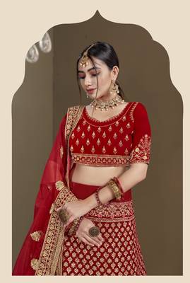 Exclusive Heavy Bridal Hand Work  TOUCH UP LEHNGA 2