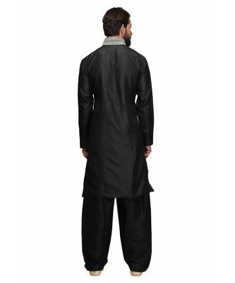 Black silk embroidered   stitched   mens kurta 4