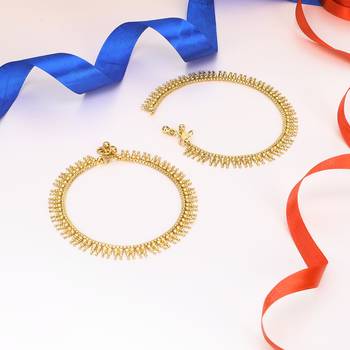Gold emerald anklets 4