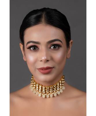 Ivory Beaded Handcrafted Kundan Choker 5